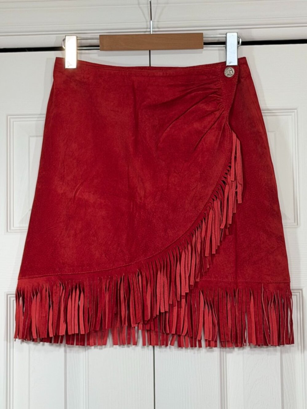 Vintage wrap skirt from the 1980s/90s in genuine red suede by Firenze.